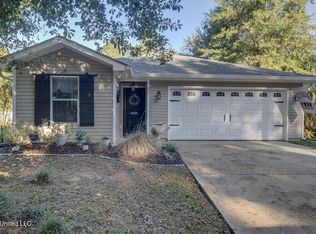 98199 Kapalama Dr, Diamondhead, MS 39525