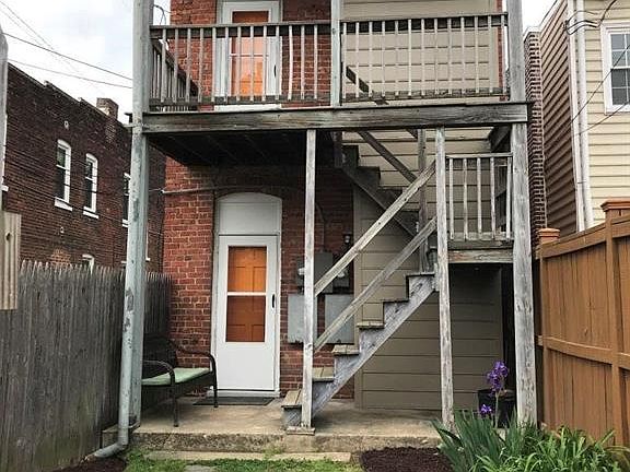 3rd image of 7 N Robinson St