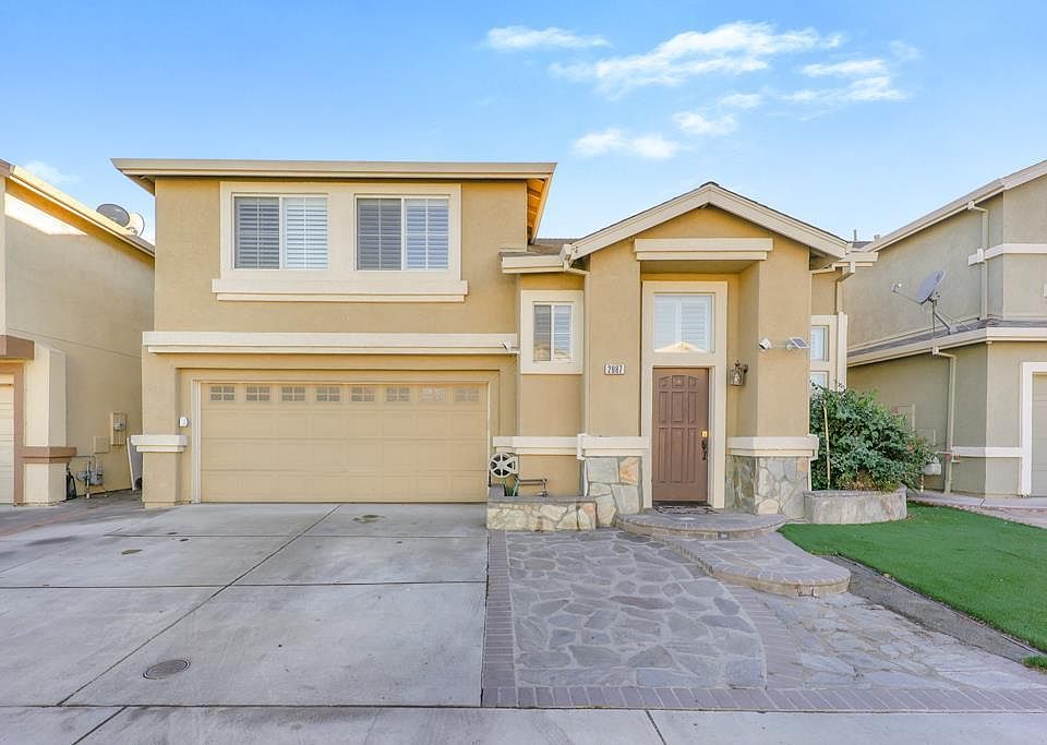 1st image of 2987 Luedke Pl