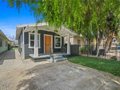 9525 Holmes Ave, Los Angeles, CA, 90002