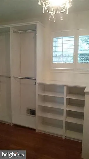 1415 Mayflower Dr — Photo 16