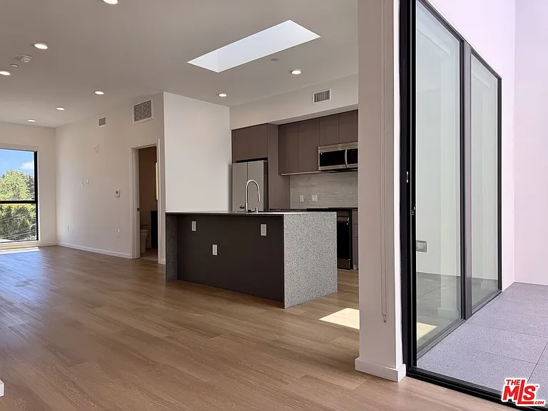 5119 Colfax Ave #203 — Photo 4