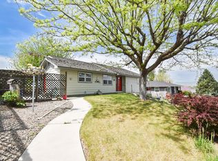 631 Lookout Dr, Sunnyside, WA