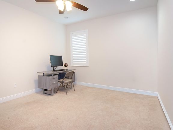 5th image of 1188 NW Leonardo Circle