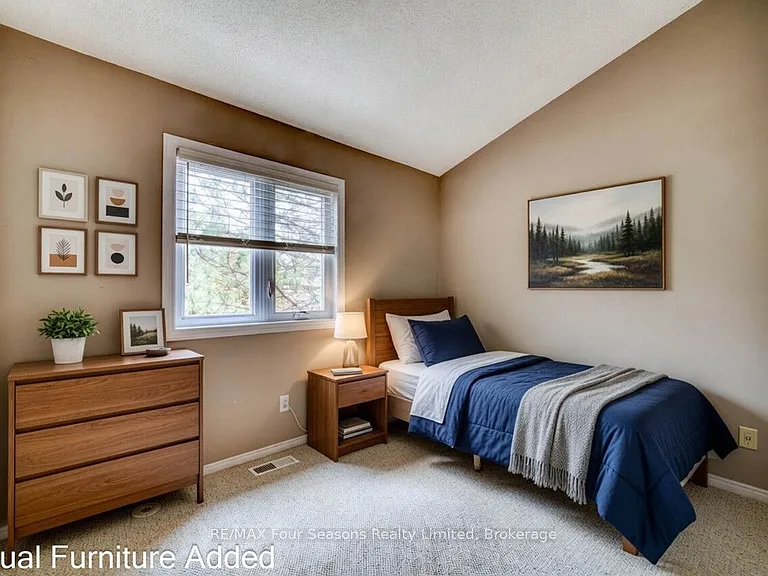 5 Harbour St E #1 — Photo 24