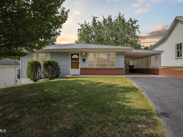 816 Hamilton St, Johnson City, TN 37604