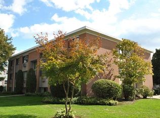 265 Evergreen St APT 12, Pawtucket, RI 02861