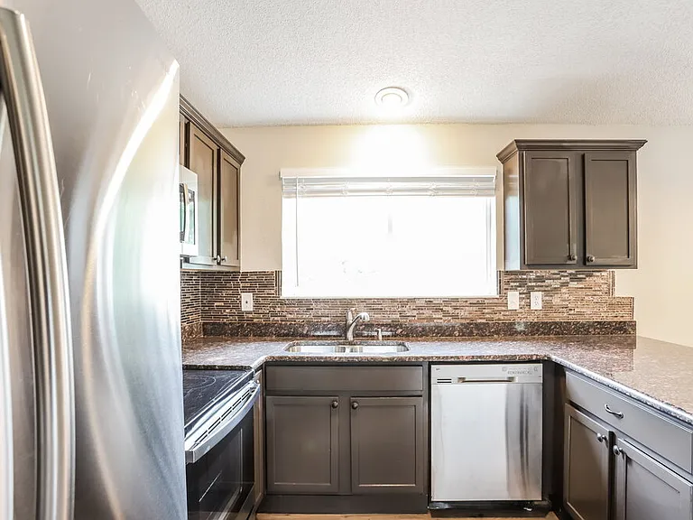 15747 E Center Pl — Photo 10
