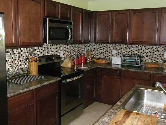 2nd image of 10324 W Hilton Ave