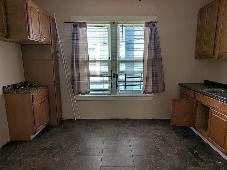 11412 Itasca Ave — Photo 11