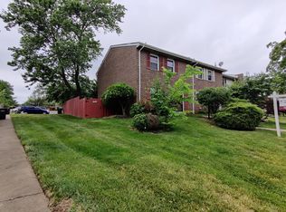 118 E Maple Ave, Sterling, VA 20164