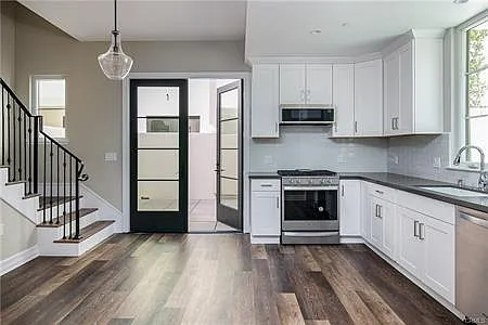 621 Fairview Ave #B — Photo 6