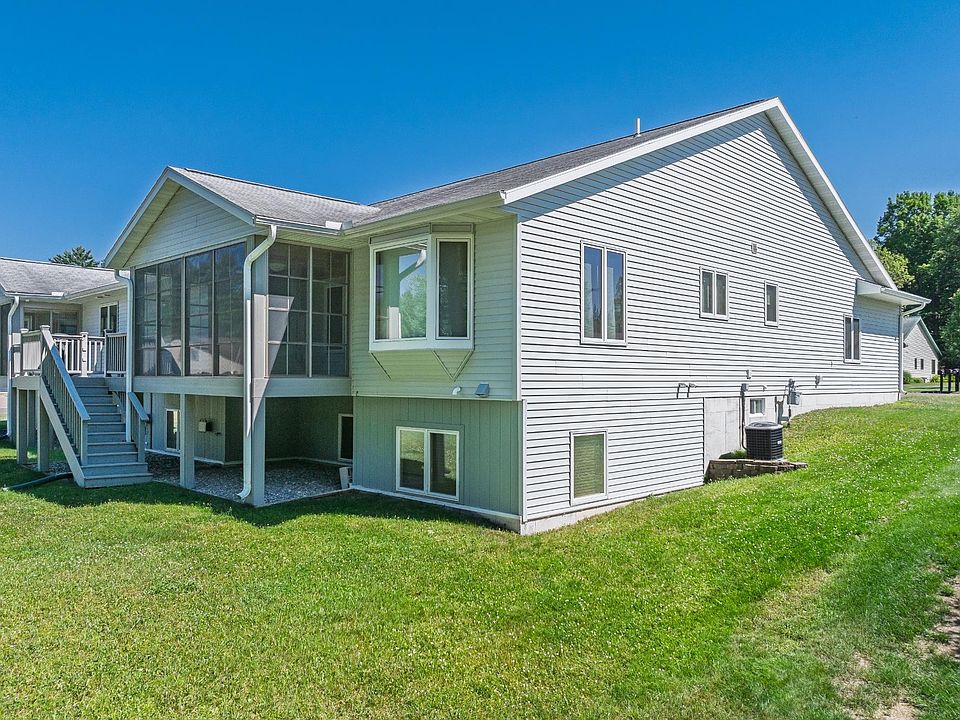 1st image of 139 S Aquila Ct