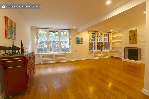 Rented by Compass | media 37