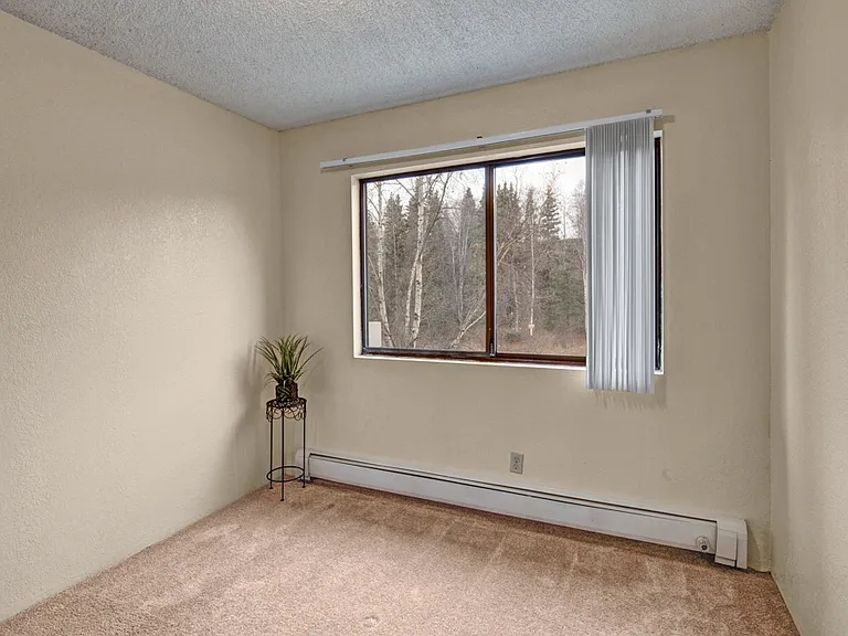 Park Plaza — Photo 10