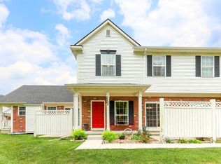 2202 Riversedge Dr #87, Saline, MI 48176