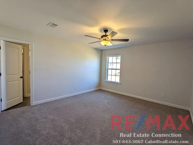 311 Dogwood St — Photo 12