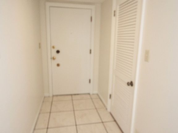 5th image of 112 Carriage Way Dr APT 204A