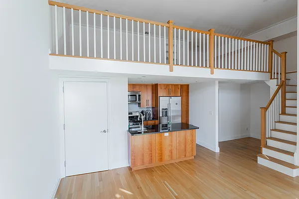 Rented by Bond New York | media 8