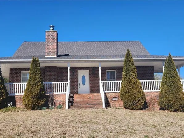 2570 High Rock Rd, Boomer, NC 28606