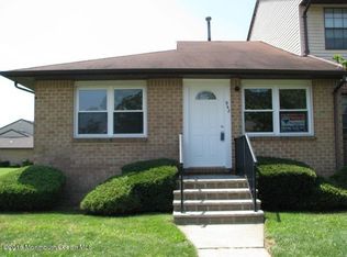 942 Sylvia Ct, Brick, NJ 08724