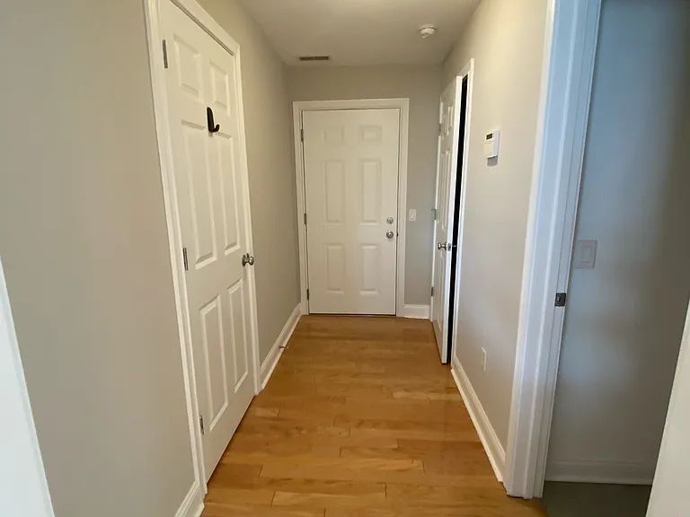 214 Stetson St — Photo 12