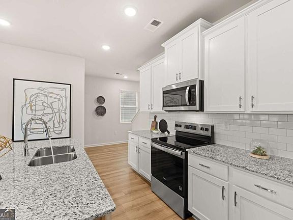 3rd image of 1282 Riverstone Rd