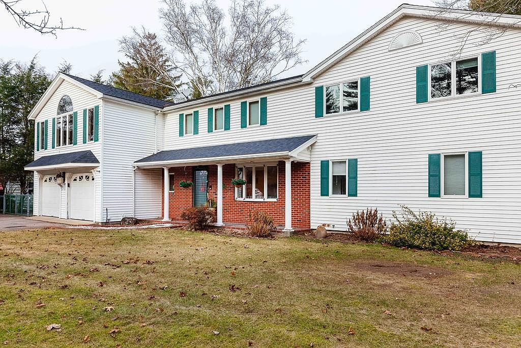 463 Central St, Avon, MA 02322 Zillow