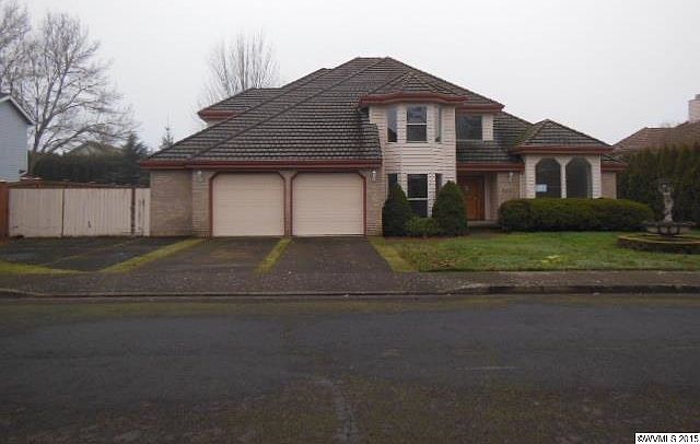 1st image of 2551 NW Pinehurst Dr