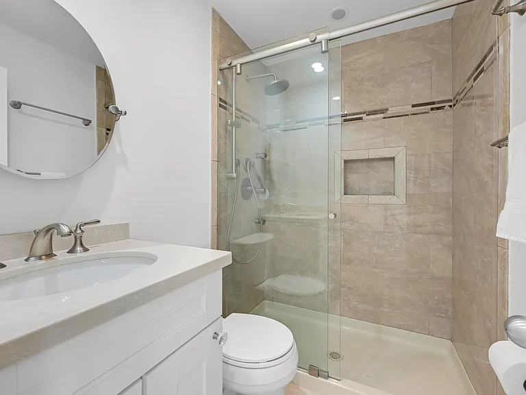 40 Dune Rd — Photo 14