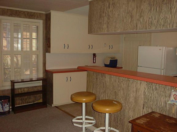View to entrance and kitchen
