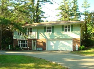 14 Race Course Rd, Lakeville, MA 02347