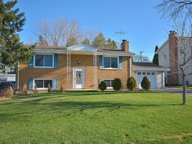 1st image of 1171 49th Ave NE
