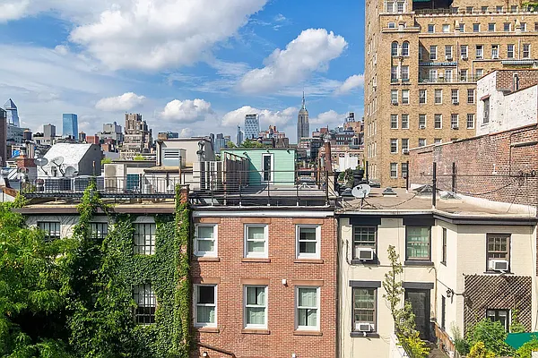 Rented by Bond New York | media 17