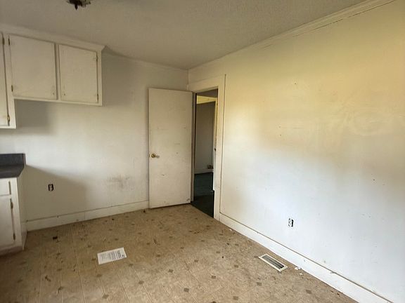 4th image of 82 Long Ridge Road