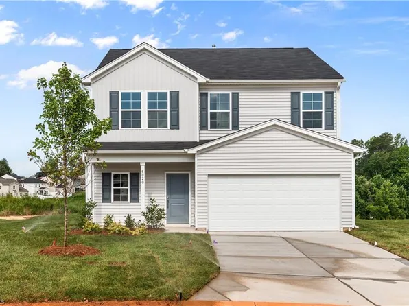 5020 Fallmeade Rd, Kernersville, NC 27284