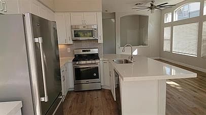 4th image of 7659 Hazard Center Dr #1