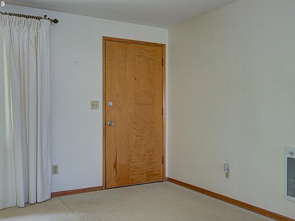 4th image of 11004 NE 26th St