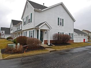 6328 Lakeview Dr E, Grove City, OH 43123