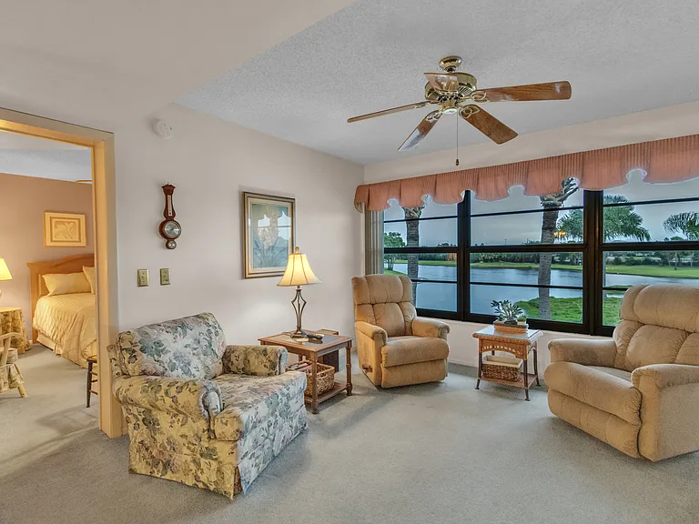 43 Plantation Dr #204 — Photo 10