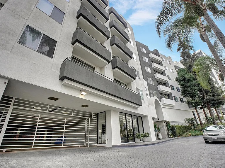 10601 Wilshire Blvd #409 — Photo 5