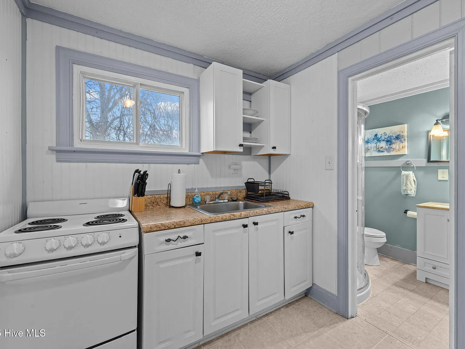 1 bed, 1.0 bath, $1,650 — Photo 3