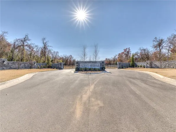 10125 NE 131st St #9, Edmond, OK 73013