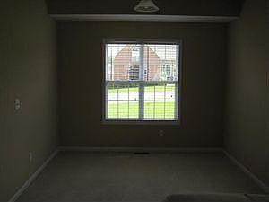 5th image of 115 Chapman Dr