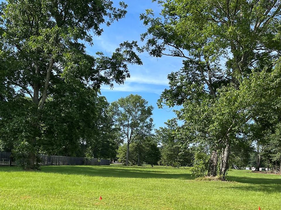 1st image of 12 Julianne Dr