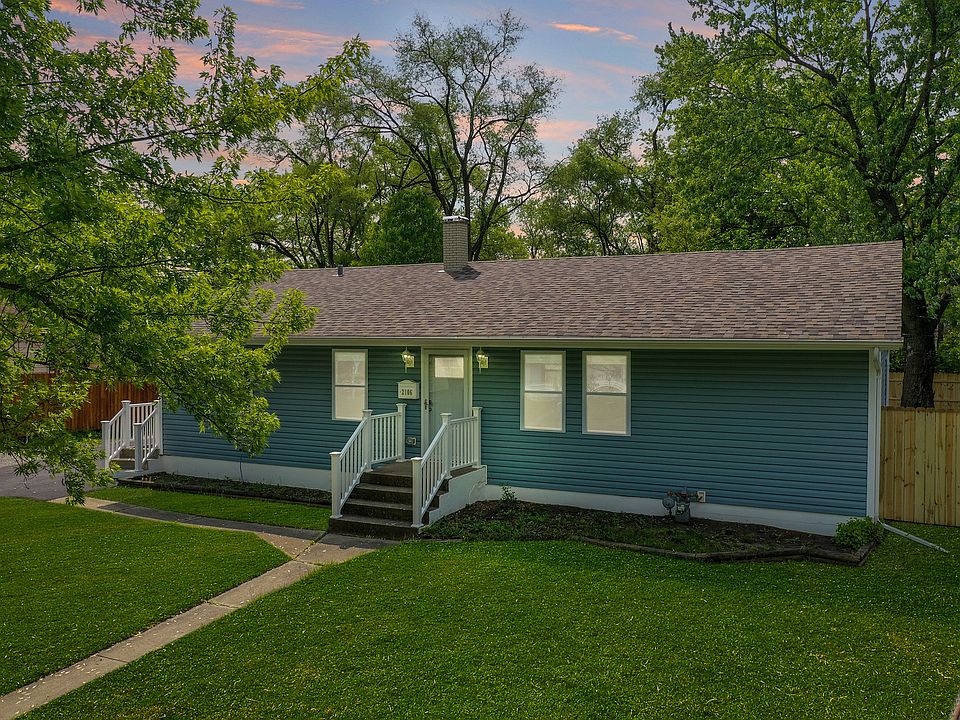 2106 221st St, Sauk Village, IL 60411 Zillow