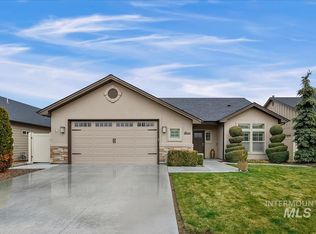 2302 E Lochmeadow Ct, Meridian, ID 83646