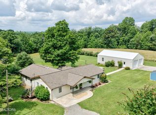 129 Melton Ln, Monterey, TN 38574