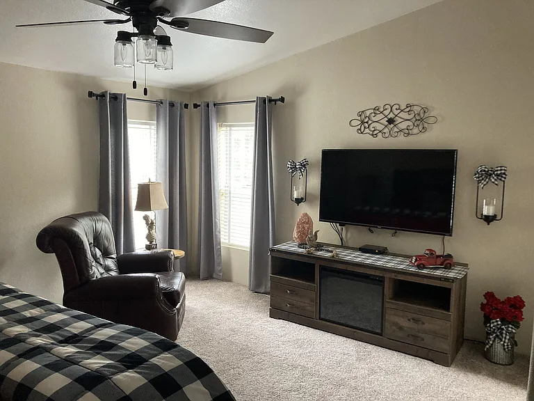 3239 Pine Needle Dr — Photo 14