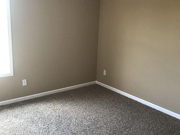 3rd image of 245 Hanover Ct